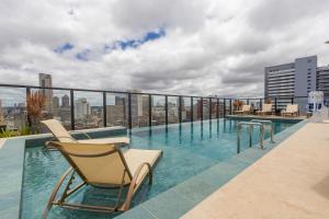 Πισίνα στο ή κοντά στο Studio Premium p/ 4 pessoas no All Batel - BAT1816