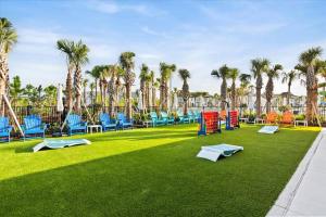 Κήπος έξω από το Windsor Cay 5bd with pool