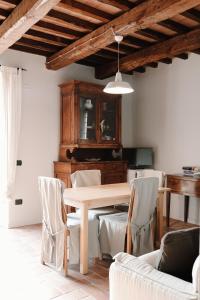 Et opholdsområde på Residenze Il Convento Serra Alta