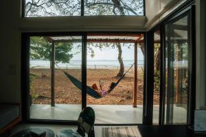 Hosté ubytování Mind - Oceanfront Jungle Loft