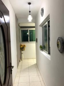 Φωτογραφία από το άλμπουμ του Chambre meublée στο Ντακάρ