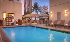 Πισίνα στο ή κοντά στο Hyatt Place Waikiki Beach