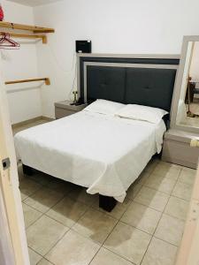 Ένα ή περισσότερα κρεβάτια σε δωμάτιο στο Comfortable cottage, everything you need for your rest +14 φωτογραφίες