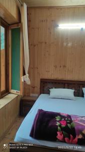 Gallery image of Hotel O Kamal Guest House Tirthan in Banjār