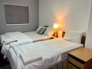 Фотография из галереи Twin Room on Green Road в городе Дадли