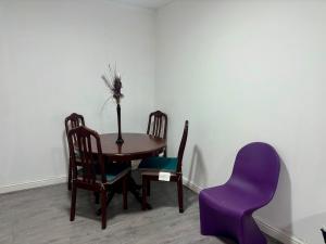 Фотография из галереи Twin Room on Green Road в городе Дадли +53 фотографии