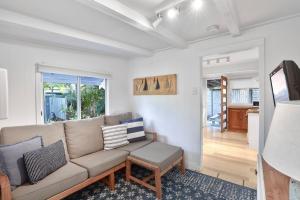 Μια τηλεόραση ή/και κέντρο ψυχαγωγίας στο Amity Waterfront Cabins - Cardhu