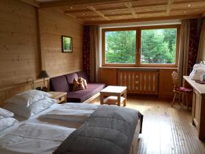 Postel nebo postele na pokoji v ubytování Hotel Arnaria + 37 fotografií