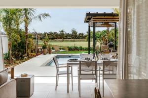 Roches NoiresにあるLuxury Golf Villa at Azuri - with beach accessのギャラリーの写真