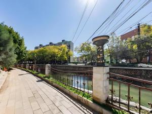 Φωτογραφία από το άλμπουμ του GELI Kunming North Railway Station Zoo σε Kunming