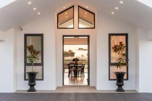 波拉尔The Riverside House Country Estate的相册照片