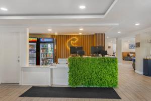 Η κουζίνα ή μικρή κουζίνα στο Comfort Inn & Suites Pottstown Eastern Gateway