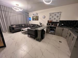 Imagen de la galería de Al Ameer Chalet-Airport, en Amán