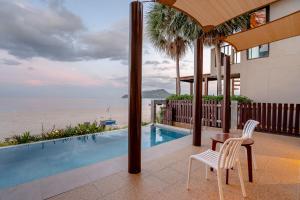 Casa con piscina y vistas al océano en YOD Sam Roi Yot, en Baanphakrimlay  95 fotos más