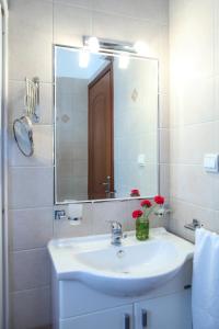 Kúpeľňa v ubytovaní Orizzonte Apartments Lefkada