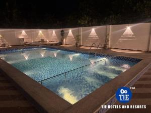 Bazén v ubytování Le Park Resort nebo v jeho okolí