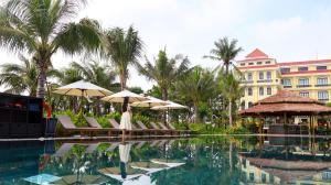 Bazén v ubytování Nesta Hoian Resort & Spa nebo v jeho okolí