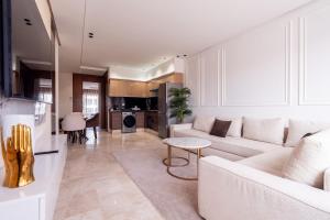 Kuchyň nebo kuchyňský kout v ubytování Apartment - Luxury, Style & Wellness