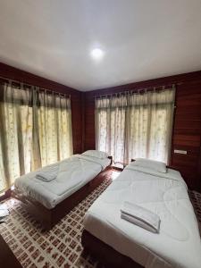 Ένα ή περισσότερα κρεβάτια σε δωμάτιο στο Sunrise Brunch & Stay +4 φωτογραφίες
