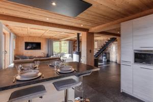 Kuchyň nebo kuchyňský kout v ubytování Chalet Mont Blanc