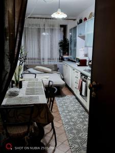 Kuchyň nebo kuchyňský kout v ubytování Casa Delmondes