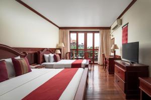 TV a/nebo společenská místnost v ubytování Angkor Paradise Hotel