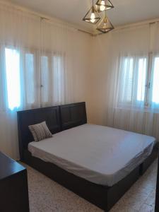 Gallery image of Weibdeh 3b furnished rooms in Amman +3 photos