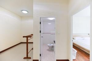 Koupelna v ubytování The Cozy house near CMU + 12 fotografií