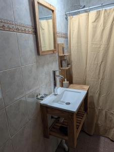 Et badeværelse på Duplex en Costa Azul cerca del mar + 7 billeder