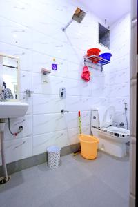 Ένα μπάνιο στο FlexiBay-Girls Hostel North Delhi