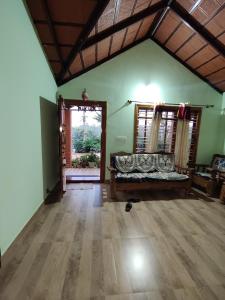 Χώρος καθιστικού στο Himagni Homestay - Entire Villa +30 φωτογραφίες