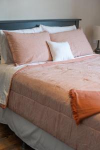 Gallery image of NEW 3BR Seconds to Blue Ridge Parkway-Cozy & Comfy in Ruxton +45 photos