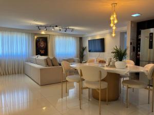 TV a/nebo společenská místnost v ubytování Apartamento com 2 Quartos em Natal-Cidade do sol