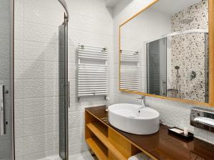 Koupelna v ubytování Aquaticum Debrecen Termal & Wellness Hotel