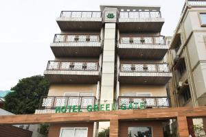 Το κτήριο όπου στεγάζεται  το ξενοδοχείο +22 φωτογραφίες