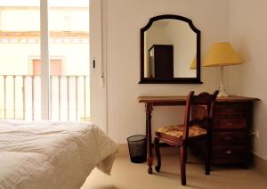 A bed or beds in a room at New Andalusian House 33 Free Private Parking