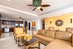 Gallery image of Amazing House with Private Terrace - Private Pool in El Tule