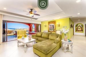 Gallery image of Great Condo with Private Balcony - Ocean View in El Tule