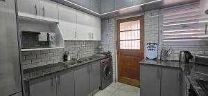 Gallery image of Salt & Soul Stay in Gordonʼs Bay