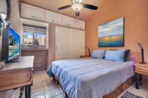 Μια τηλεόραση ή/και κέντρο ψυχαγωγίας στο Viva Condominiums Viva 28