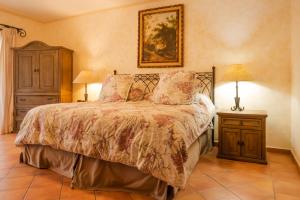 Ένα ή περισσότερα κρεβάτια σε δωμάτιο στο Las Mañanitas LM C208 +20 φωτογραφίες