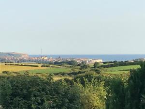 Landskap semula jadi dekat dengan rumah percutian