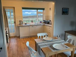 Dapur atau dapur kecil di Summerfield Bungalow +12 gambar