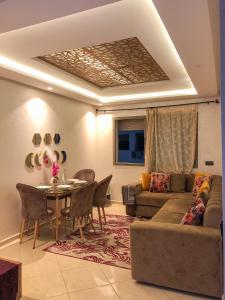 Χώρος καθιστικού στο Cozy Vibes in the Heart of Ville Haute