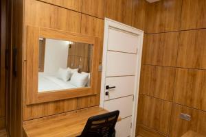 Ένα ή περισσότερα κρεβάτια σε δωμάτιο στο Steeze Apartment