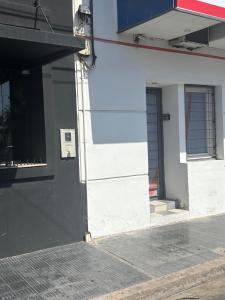 Το κτήριο όπου στεγάζεται  το διαμέρισμα