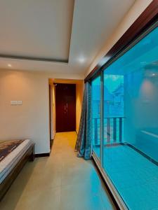 Πισίνα στο ή κοντά στο Ruby home stay