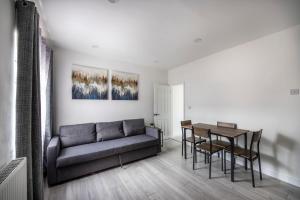 Posezení v ubytování 3Bedroom 2 Bathroom House-Free Parking