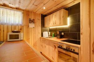 Dapur atau dapur kecil di Bungalow 19 - Finnhütte