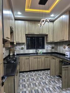 Η κουζίνα ή μικρή κουζίνα στο Easy Life Apartment +24 φωτογραφίες